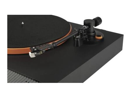 Spinner BT Turntable